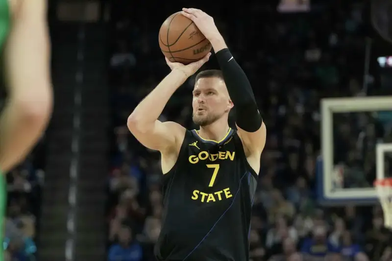 金年会娱乐-Slater:波尔津吉斯已随队前往休斯顿,是否出战尚未确定